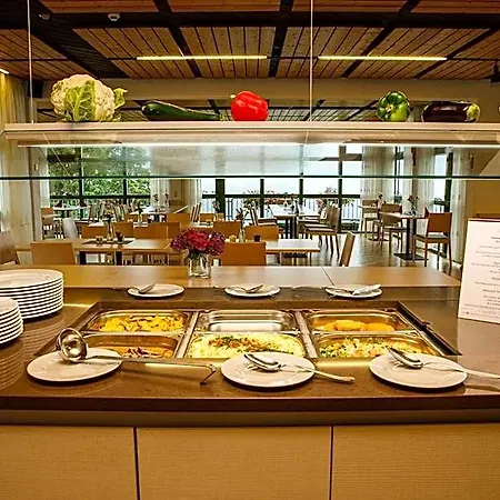 Haus Maria Lindenberg Hotel 2*