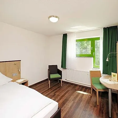 Haus Maria Lindenberg Hotel 2*