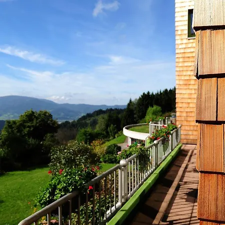 Hotel Haus Maria Lindenberg