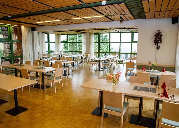 Haus Maria Lindenberg Hotel 2*