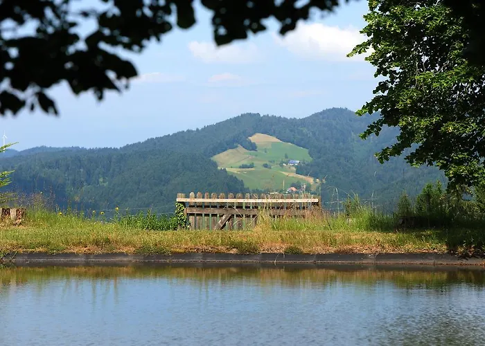 Hotel Haus Maria Lindenberg 2*