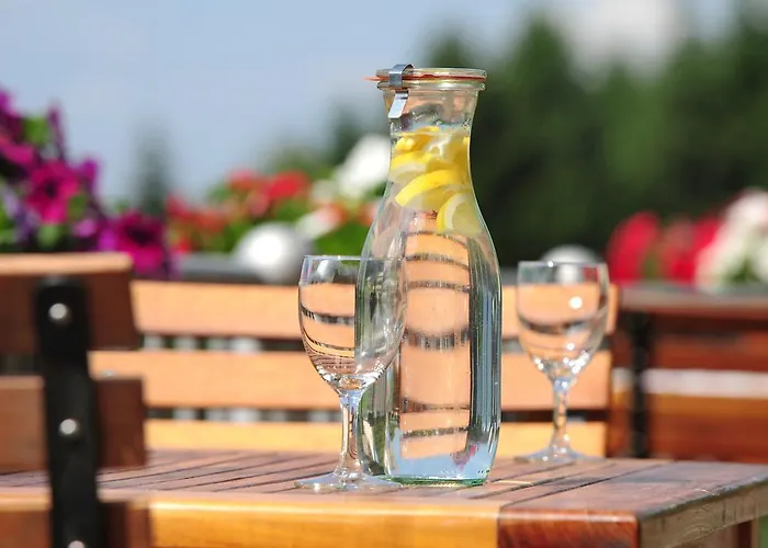 מלון Haus Maria Lindenberg